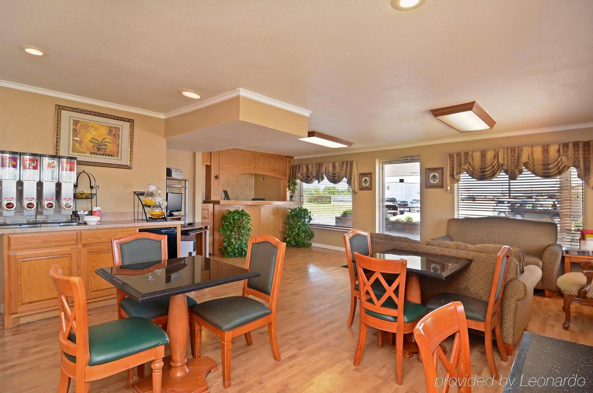 Americas Best Value Inn Crosstimbers Stephenville Bagian luar foto